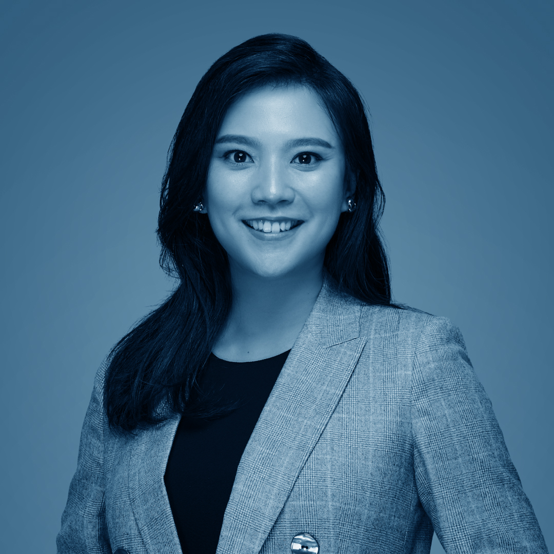 Sun, Teresa Chanting